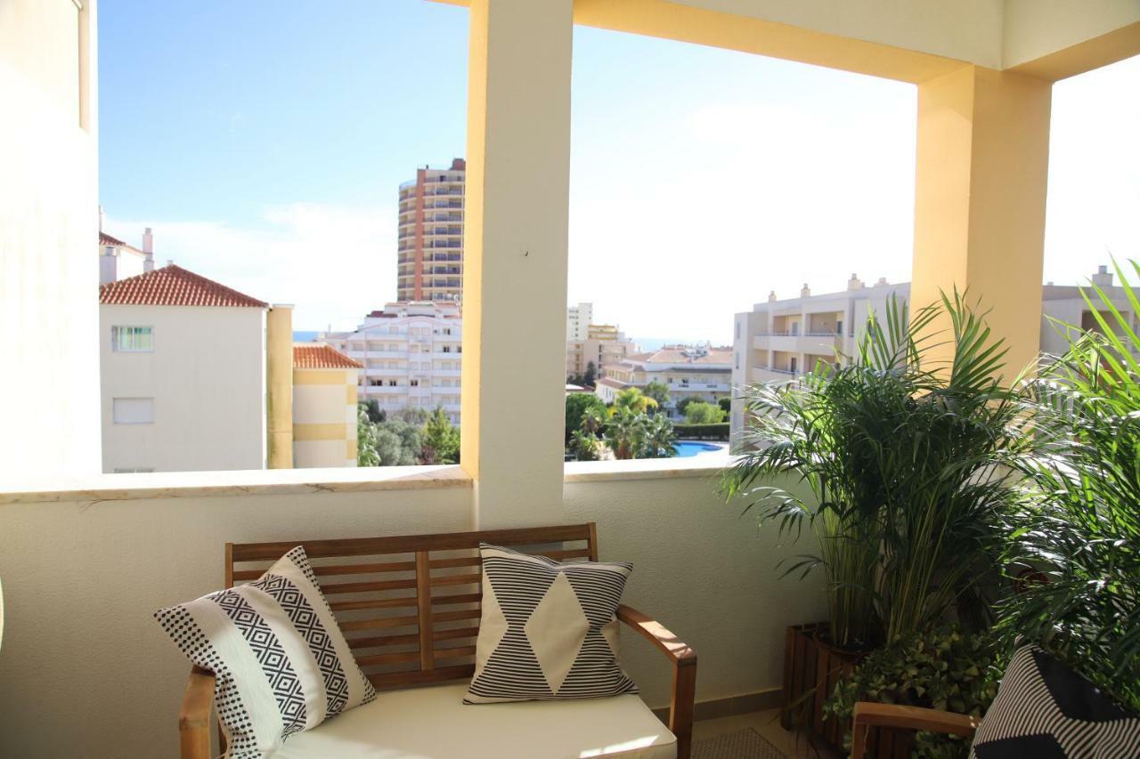 UAUHome in Praia da Rocha 300 mt to beach, WiFi Portimao Bagian luar foto